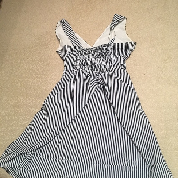 Striped dress - Picture 2 of 3